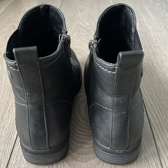 Romika Chelsea Boot, Boho Ankle Boot - Black Vegan Leather - Picture 5 of 7
